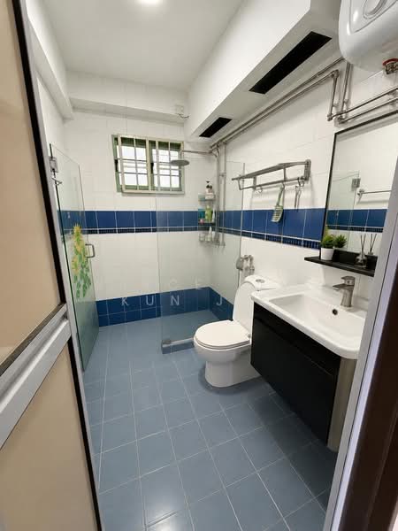 641A Punggol Drive, 641A Punggol Drive, Room Rental, 100 sqft, HDB Flat For Rent, by Bryce Lim Kun Jie, 500148560 - Bathroom - PropertyGuru.com.sg