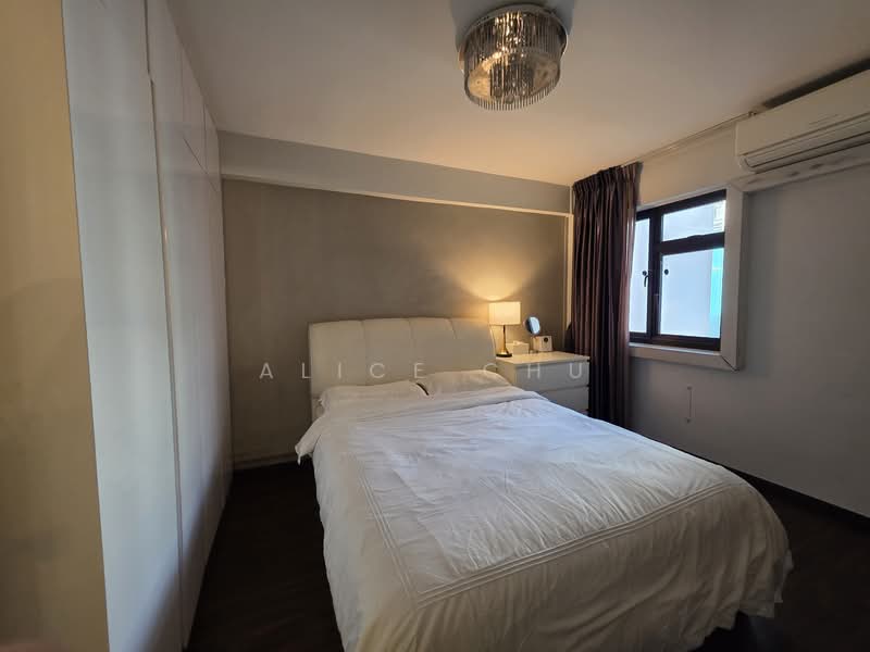 76 Lorong Limau, 76 Lorong Limau, 3 Bedrooms, 699 sqft, HDB Flat For Sale, by Alice Chu, 500148564 - Master Bedroom - PropertyGuru.com.sg