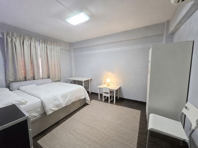 76 Lorong Limau, 76 Lorong Limau, 3 Bedrooms, 699 sqft, HDB Flat For Sale, by Alice Chu, 500148564 - Bedroom - PropertyGuru.com.sg