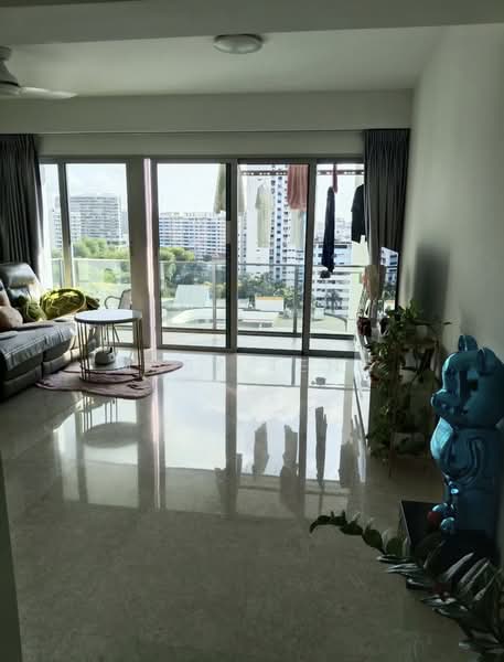 Eight Riversuites, 2 Whampoa East, 2 Bedrooms, 807 sqft, Condominium For Sale, by Mary Teng, 500148566 - Living Room - PropertyGuru.com.sg