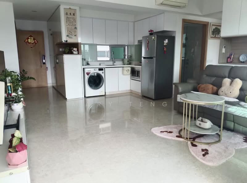 Eight Riversuites, 2 Whampoa East, 2 Bedrooms, 807 sqft, Condominium For Sale, by Mary Teng, 500148566 - Living Room - PropertyGuru.com.sg
