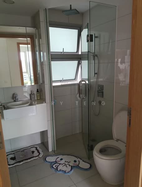Eight Riversuites, 2 Whampoa East, 2 Bedrooms, 807 sqft, Condominium For Sale, by Mary Teng, 500148566 - Bathroom - PropertyGuru.com.sg