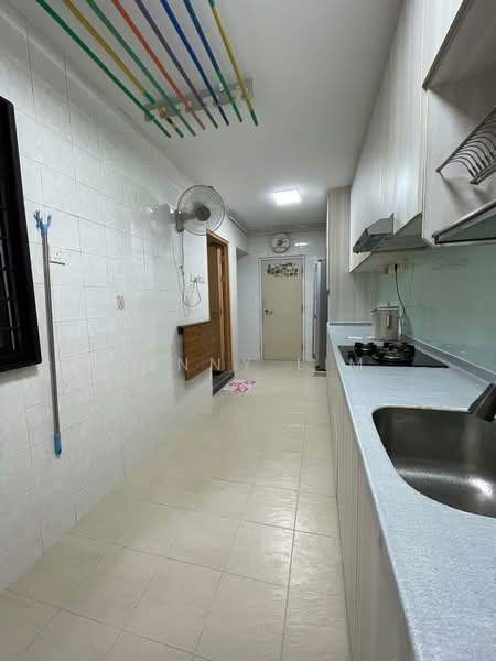 660 Jurong West Street 64, 660 Jurong West Street 64, 3 Bedrooms, 1,184 sqft, HDB Flat For Sale, by Jenny Lim, 500148569 - Kitchen - PropertyGuru.com.sg