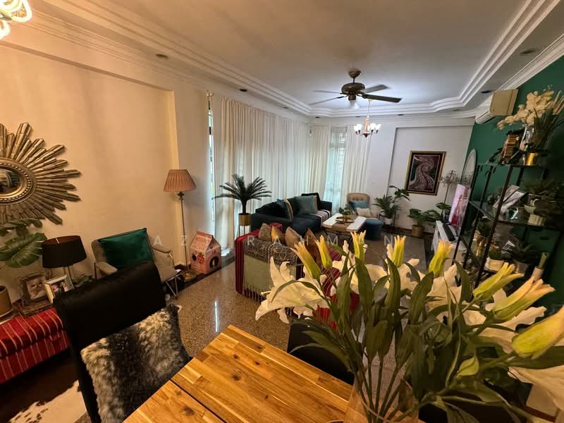 Palmwoods, 450 Upper Changi Road, 3 Bedrooms, 1,141 sqft, Condominium For Sale, by Azi Rahman, 500148578 - Living Room - PropertyGuru.com.sg