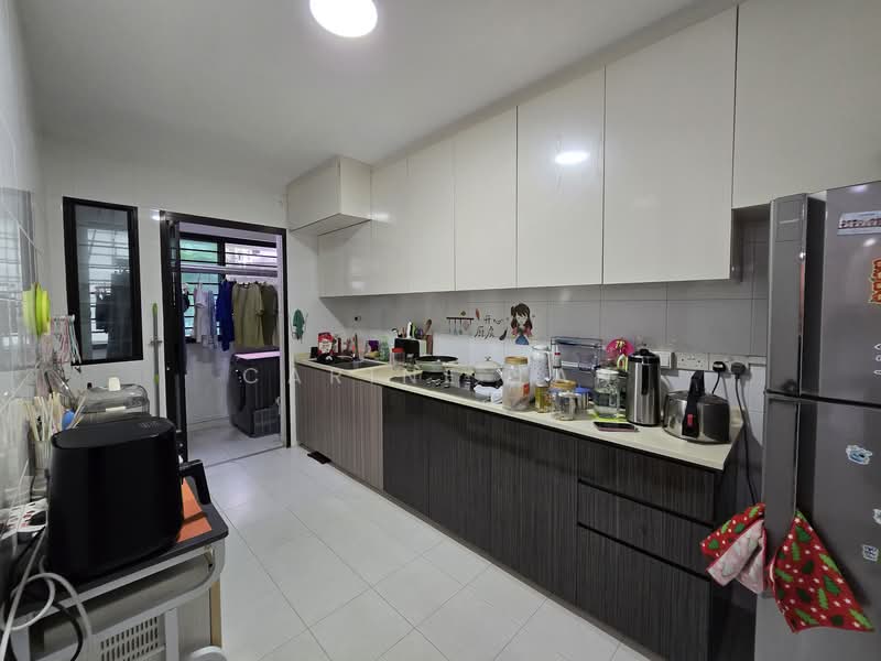 266C Punggol Way, 266C Punggol Way, 3 Bedrooms, 990 sqft, HDB Flat For Sale, by Carine Tan, 500148585 - Kitchen - PropertyGuru.com.sg