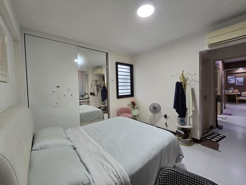 266C Punggol Way, 266C Punggol Way, 3 Bedrooms, 990 sqft, HDB Flat For Sale, by Carine Tan, 500148585 - Bedroom - PropertyGuru.com.sg