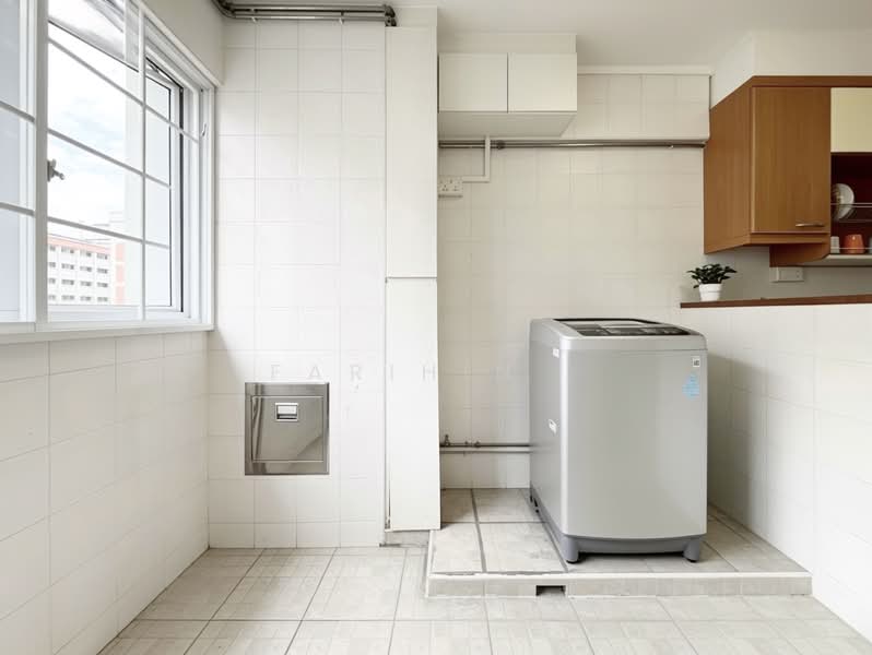 389 Yishun Avenue 6, 389 Yishun Avenue 6, 3 Bedrooms, 1,119 sqft, HDB Flat For Sale, by Farihin ., 500148586 - Laundry Area - PropertyGuru.com.sg