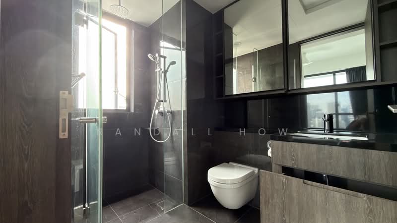 The M, 36 Middle Road, 2 Bedrooms, 764 sqft, Condominium For Rent, by Randall How, 500148592 - Bathroom - PropertyGuru.com.sg