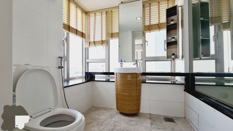 The Centris, 87 Jurong West Central 3, Room Rental, 200 sqft, Apartment For Rent, by Judy Bai, 500148594 - Bathroom - PropertyGuru.com.sg
