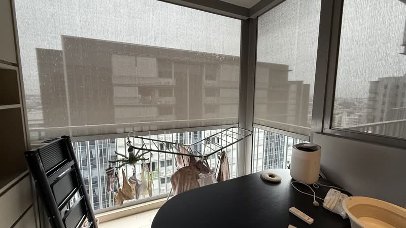 The Florence Residences, 83 Hougang Avenue 2, 1 Bedroom, 484 sqft, Condominium For Sale, by Gina Ong, 500148596 - Balcony - PropertyGuru.com.sg