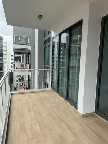 The Luxurie, 27 Compassvale Road, 2 Bedrooms, 775 sqft, Condominium For Rent, by Rhoda Lim, 500148597 - Balcony - PropertyGuru.com.sg