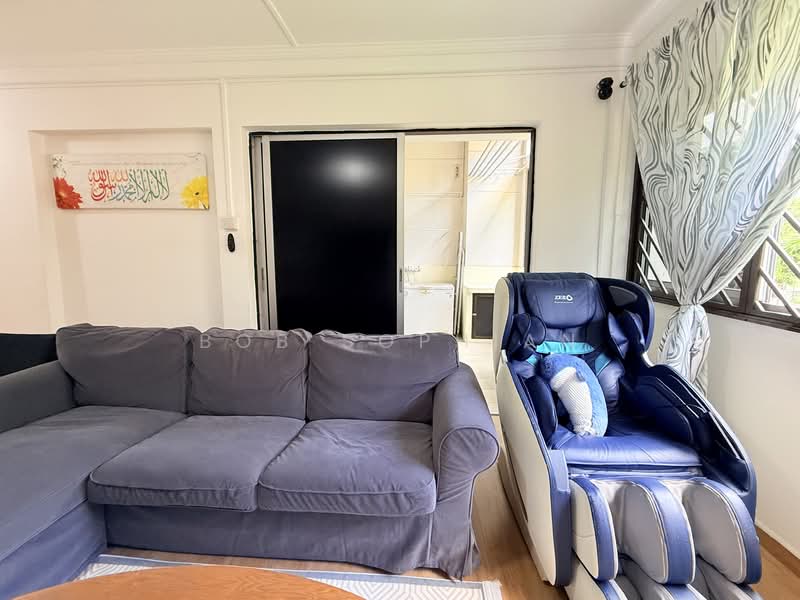 940 Tampines Avenue 5, 940 Tampines Avenue 5, 4 Bedrooms, 1,571 sqft, HDB Flat For Sale, by Bob Sophian, 500148600 - Living Room - PropertyGuru.com.sg