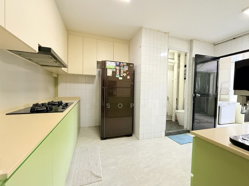 940 Tampines Avenue 5, 940 Tampines Avenue 5, 4 Bedrooms, 1,571 sqft, HDB Flat For Sale, by Bob Sophian, 500148600 - Kitchen - PropertyGuru.com.sg
