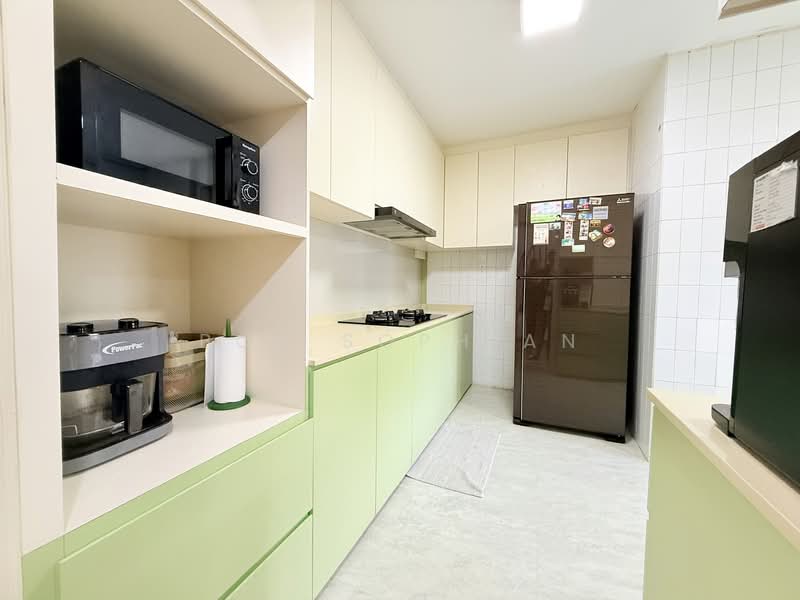 940 Tampines Avenue 5, 940 Tampines Avenue 5, 4 Bedrooms, 1,571 sqft, HDB Flat For Sale, by Bob Sophian, 500148600 - Kitchen - PropertyGuru.com.sg