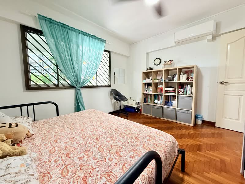 940 Tampines Avenue 5, 940 Tampines Avenue 5, 4 Bedrooms, 1,571 sqft, HDB Flat For Sale, by Bob Sophian, 500148600 - Bedroom - PropertyGuru.com.sg