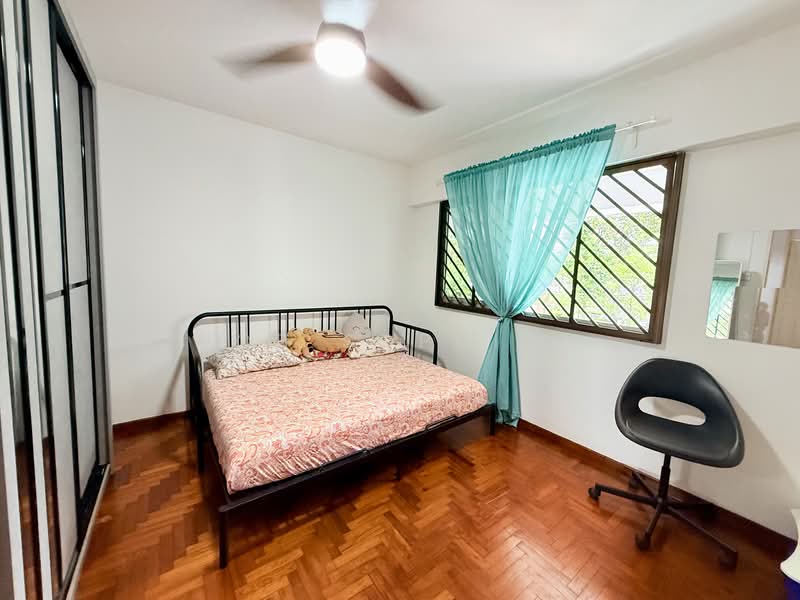 940 Tampines Avenue 5, 940 Tampines Avenue 5, 4 Bedrooms, 1,571 sqft, HDB Flat For Sale, by Bob Sophian, 500148600 - Bedroom - PropertyGuru.com.sg