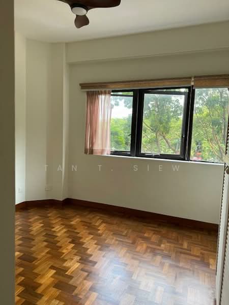 Bayshore Park, 50 Bayshore Road, 2 Bedrooms, 936 sqft, Condominium For Rent, by Tan T. Siew, 500148609 - Master Bedroom - PropertyGuru.com.sg