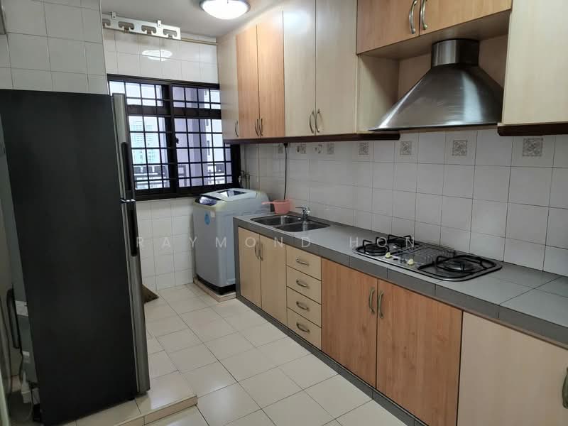 455 Clementi Avenue 3, 455 Clementi Avenue 3, 3 Bedrooms, 969 sqft, HDB Flat For Rent, by Raymond Hon, 500148610 - Kitchen - PropertyGuru.com.sg