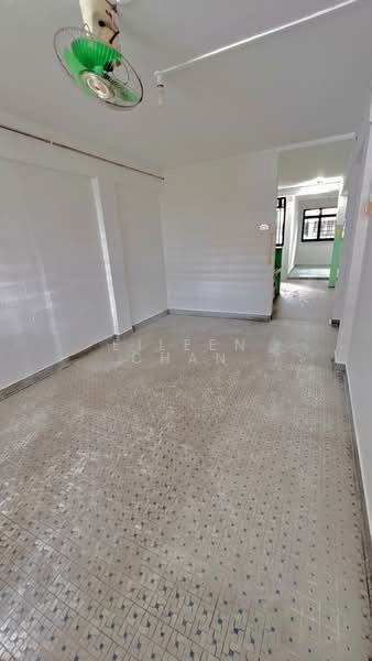 6 Jalan Batu, 6 Jalan Batu, 2 Bedrooms, 645 sqft, HDB Flat For Sale, by Eileen Chan, 500148611 - Living & dining - PropertyGuru.com.sg