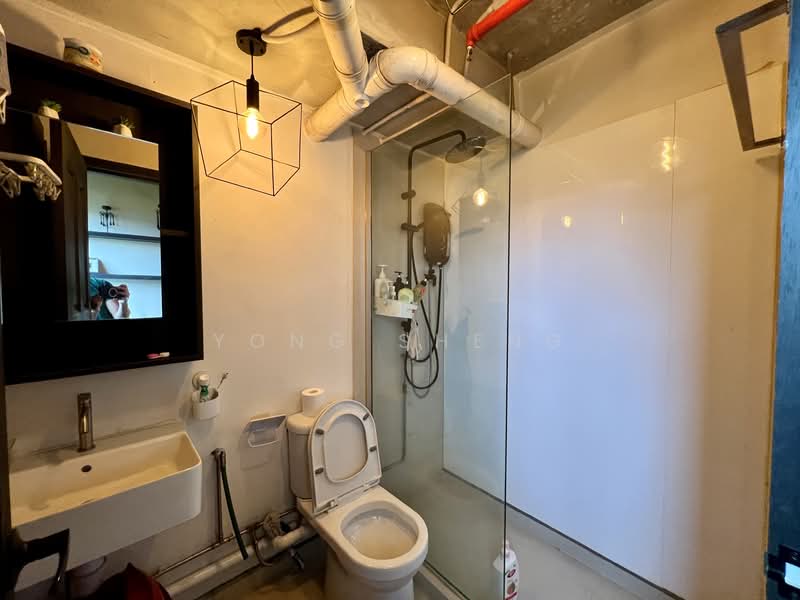 Polaris @ Woodlands, 101 Woodlands Avenue 12, 3,315 sqft, Factory / Workshop (B2) For Sale, by Yong Sheng, 500148616 - Bathroom - CommercialGuru.com.sg