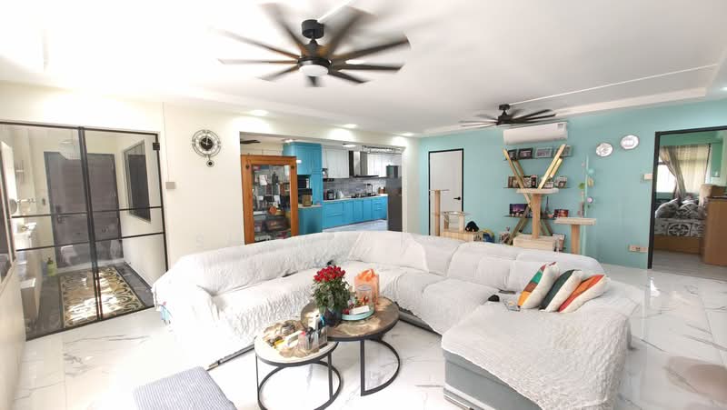 495A Tampines Street 43, 495A Tampines Street 43, 4 Bedrooms, 1,582 sqft, HDB Flat For Sale, by Shawn Kuek, 500148631 - Living Room - PropertyGuru.com.sg