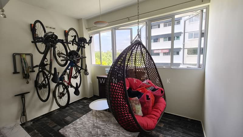 495A Tampines Street 43, 495A Tampines Street 43, 4 Bedrooms, 1,582 sqft, HDB Flat For Sale, by Shawn Kuek, 500148631 - Balcony - potential 4th/5th bedroom - PropertyGuru.com.sg