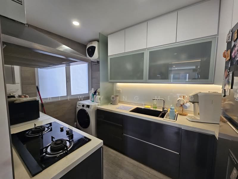622 Bukit Batok Central, 622 Bukit Batok Central, 3 Bedrooms, 970 sqft, HDB Flat For Rent, by Khiew Yong Meng (Meng), 500148645 - Kitchen - PropertyGuru.com.sg