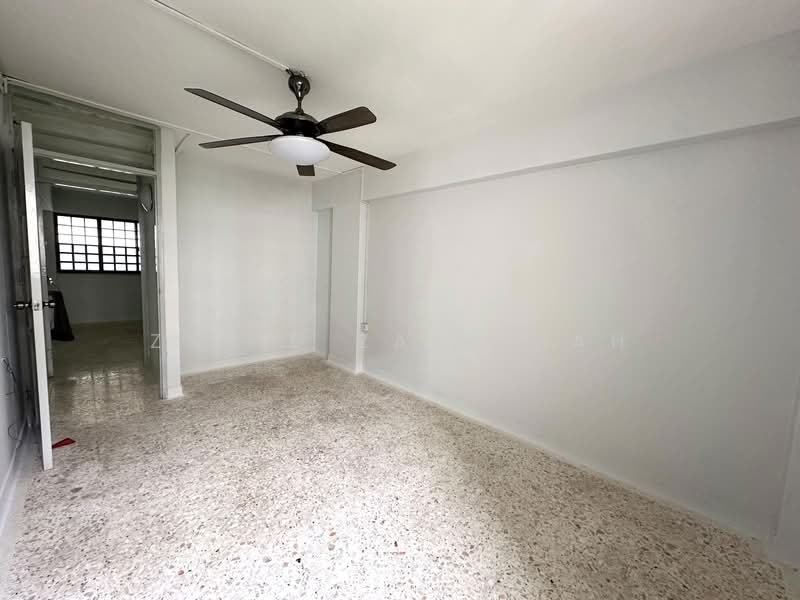 707 Clementi West Street 2, 707 Clementi West Street 2, 3 Bedrooms, 990 sqft, HDB Flat For Sale, by Zabid Zakariah, 500148660 - Interior - PropertyGuru.com.sg