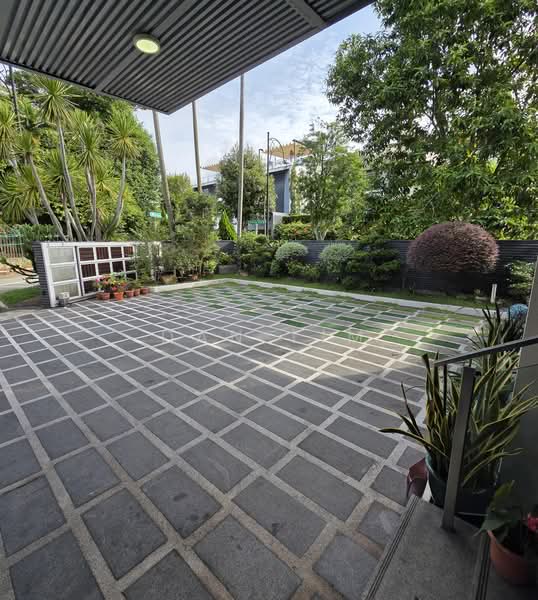 Hilltop Bungalow @ Braddell Height, sundridge park, 7 Bedrooms, 13,000 sqft, Detached House For Sale, by Dan Lim, 500148662 - Exterior - PropertyGuru.com.sg