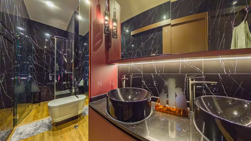 Tiong Bahru Freehold Apartment Near Havelock and Outram MRT, , 2 Bedrooms, 1,594 sqft, Apartment For Sale, by Kenny Ter, 500148666 - Bathroom - PropertyGuru.com.sg