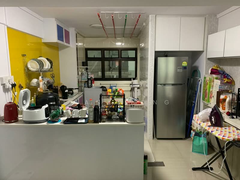 146 Potong Pasir Avenue 1, 146 Potong Pasir Avenue 1, 3 Bedrooms, 1,001 sqft, HDB Flat For Sale, by Frank Wong, 500148669 - Kitchen - PropertyGuru.com.sg