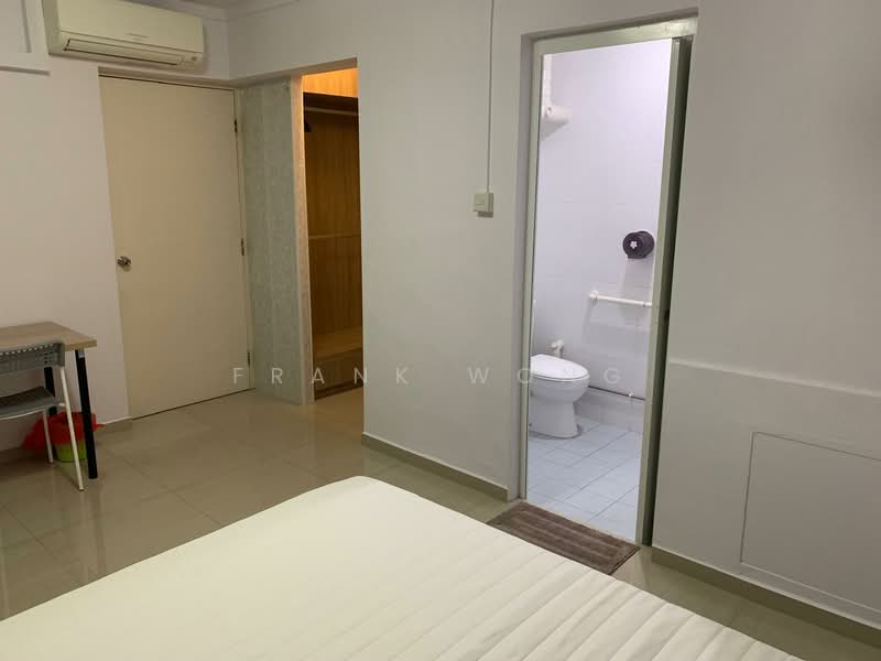 146 Potong Pasir Avenue 1, 146 Potong Pasir Avenue 1, 3 Bedrooms, 1,001 sqft, HDB Flat For Sale, by Frank Wong, 500148669 - Bedroom - PropertyGuru.com.sg