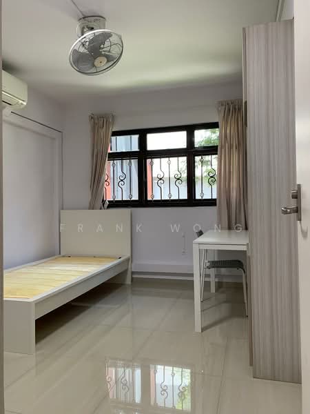 146 Potong Pasir Avenue 1, 146 Potong Pasir Avenue 1, 3 Bedrooms, 1,001 sqft, HDB Flat For Sale, by Frank Wong, 500148669 - Bedroom - PropertyGuru.com.sg
