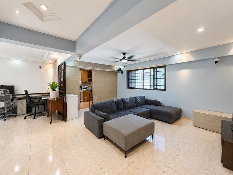 268 Tampines Street 21, 268 Tampines Street 21, 3 Bedrooms, 1,431 sqft, HDB Flat For Sale, by Jerez Amsyar, 500148671 - Living Room - PropertyGuru.com.sg