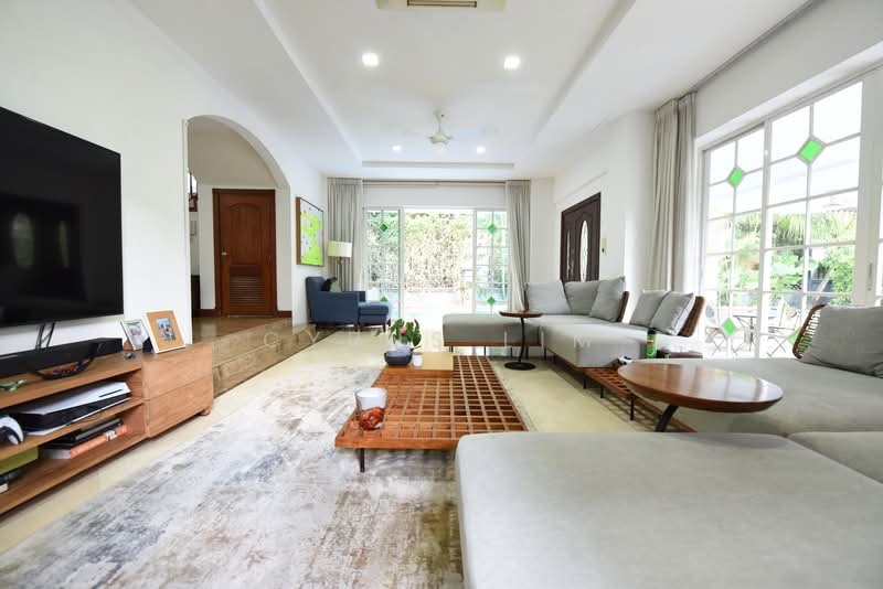 Gentle Villas, Gentle Drive, 5 Bedrooms, 7,382 sqft, Semi-Detached House For Rent, by Cyrus Lim, 500148673 - Living Room - PropertyGuru.com.sg