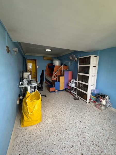 706 Yishun Avenue 5, 706 Yishun Avenue 5, 2 Bedrooms, 882 sqft, HDB Flat For Sale, by Chester Chia, 500148689 - Interior - PropertyGuru.com.sg