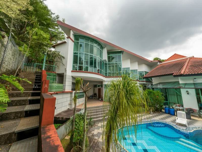 🌟High-Value Elevated STUNNING GCB with Future Potential! WIDE FRONTAGE🌟, , 6 Bedrooms, 7,000 sqft, Good Class Bungalow For Sale, by Martin Goh 吴伟楠, 500148692 - Exterior - PropertyGuru.com.sg