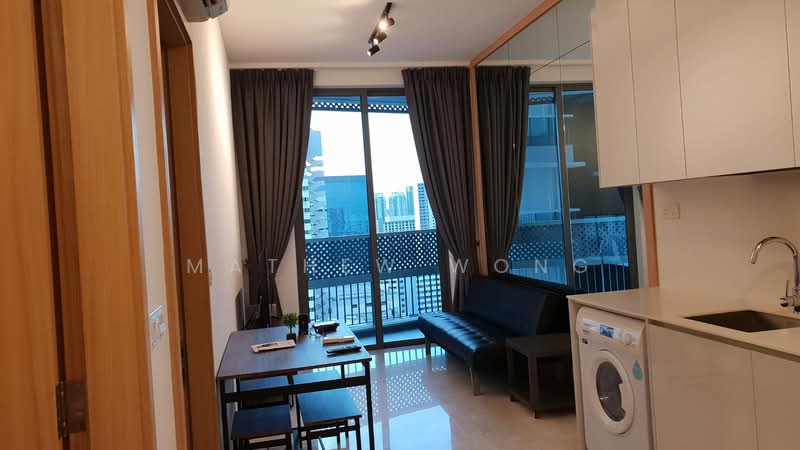 City Gate, 371 Beach Road, 1 Bedroom, 431 sqft, Apartment For Sale, by Mathew Wong, 500148699 - Living Room - PropertyGuru.com.sg