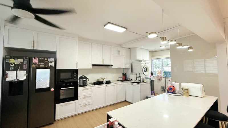 547 Jurong West Street 42, 547 Jurong West Street 42, 3 Bedrooms, 1,506 sqft, HDB Flat For Sale, by Zai ., 500148710 - Kitchen - PropertyGuru.com.sg