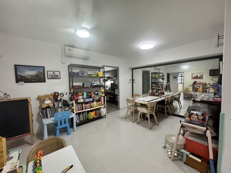 692A Choa Chu Kang Crescent, 692A Choa Chu Kang Crescent, 3 Bedrooms, 1,184 sqft, HDB Flat For Sale, by Leonard Boey, 500148711 - PropertyGuru.com.sg