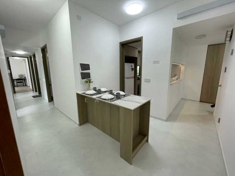 One-North Eden, 10 Slim Barracks Rise, Room Rental, 200 sqft, Condominium For Rent, by Sean Ong, 500148719 - Corridor - PropertyGuru.com.sg