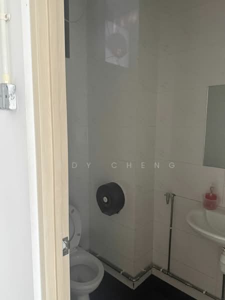 Link @ AMK, 3 Ang Mo Kio Street 62, 2,143 sqft, Light Industrial (B1) For Rent, by Eddy Cheng, 500148723 - Bathroom - CommercialGuru.com.sg