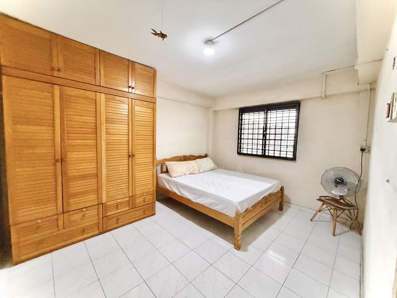 45 Sims Drive, 45 Sims Drive, 2 Bedrooms, 700 sqft, HDB Flat For Rent, by Silvia Yang, 500148724 - PropertyGuru.com.sg