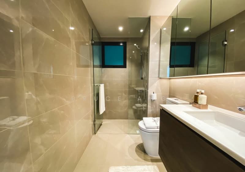 Treasure at Tampines, 57 Tampines Lane, 1 Bedroom, 463 sqft, Condominium For Sale, by Bruce Ang, 500148727 - Bathroom - PropertyGuru.com.sg