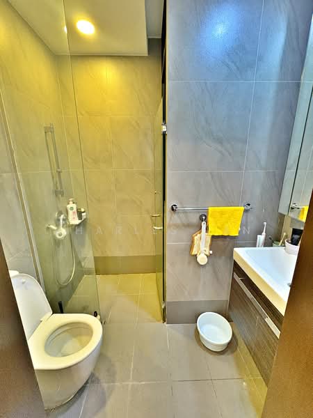 The Foresta @ Mount Faber, 102 Wishart Road, 1 Bedroom, 431 sqft, Condominium For Rent, by Charles Tan, 500148729 - Bathroom - PropertyGuru.com.sg