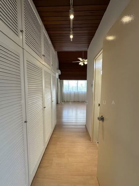 Villa Delle Rose, Taman Nakhoda, 4 Bedrooms, 2,800 sqft, Condominium For Rent, by Perline Chua, 500148739 - Corridor - PropertyGuru.com.sg