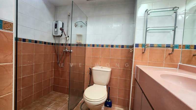 625 Senja Road, 625 Senja Road, 3 Bedrooms, 968 sqft, HDB Flat For Rent, by Eve Wong, 500148741 - Bathroom - PropertyGuru.com.sg