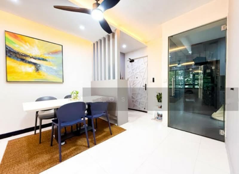 260C Punggol Way, 260C Punggol Way, 3 Bedrooms, 1,001 sqft, HDB Flat For Sale, by Fairos Ali, 500148774 - Dining Room - PropertyGuru.com.sg