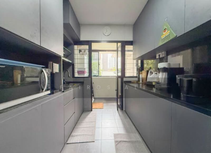 260C Punggol Way, 260C Punggol Way, 3 Bedrooms, 1,001 sqft, HDB Flat For Sale, by Fairos Ali, 500148774 - Kitchen - PropertyGuru.com.sg