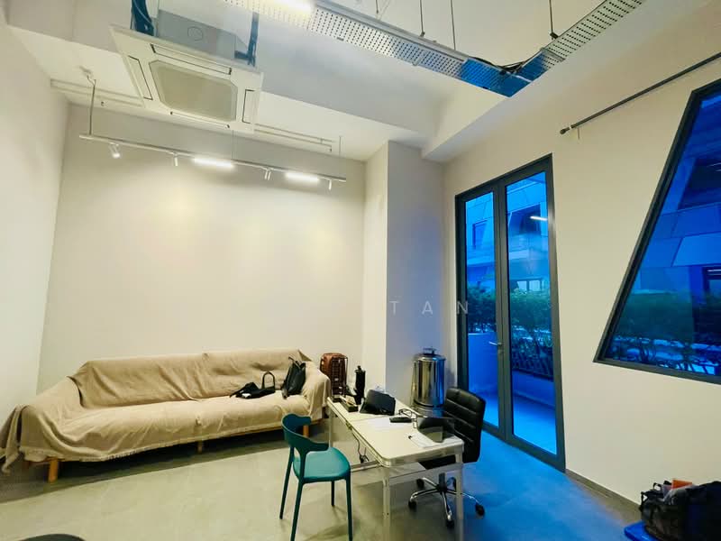 CT Hub, 2 Kallang Avenue, 1,668 sqft, Light Industrial (B1) For Sale, by Zola Tan, 500148812 - Interior - CommercialGuru.com.sg